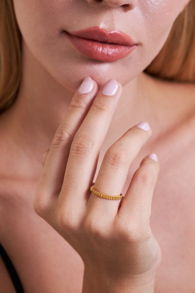 18K Altın Kaplama Prizma Desenli 925 Ayar Gümüş İnce Kadın Yüzük VKY-2118 - Ventino - Ventino Silver