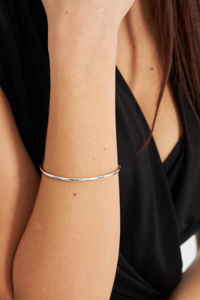 Ventino Kadın 925 Ayar Gümüş Elegance Bilezik VKB-6555 - Ventino Silver